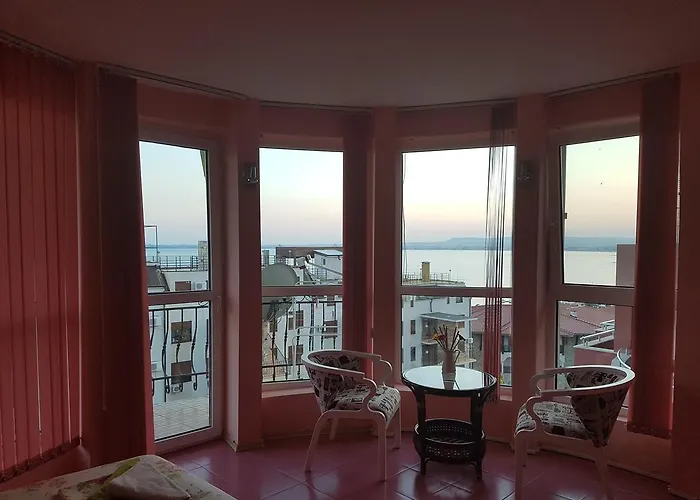 Saint Tatyana Hotel *